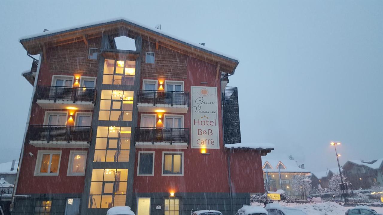 Hotel Gran Vacanze Rooms & Apartments Dimaro Exterior foto
